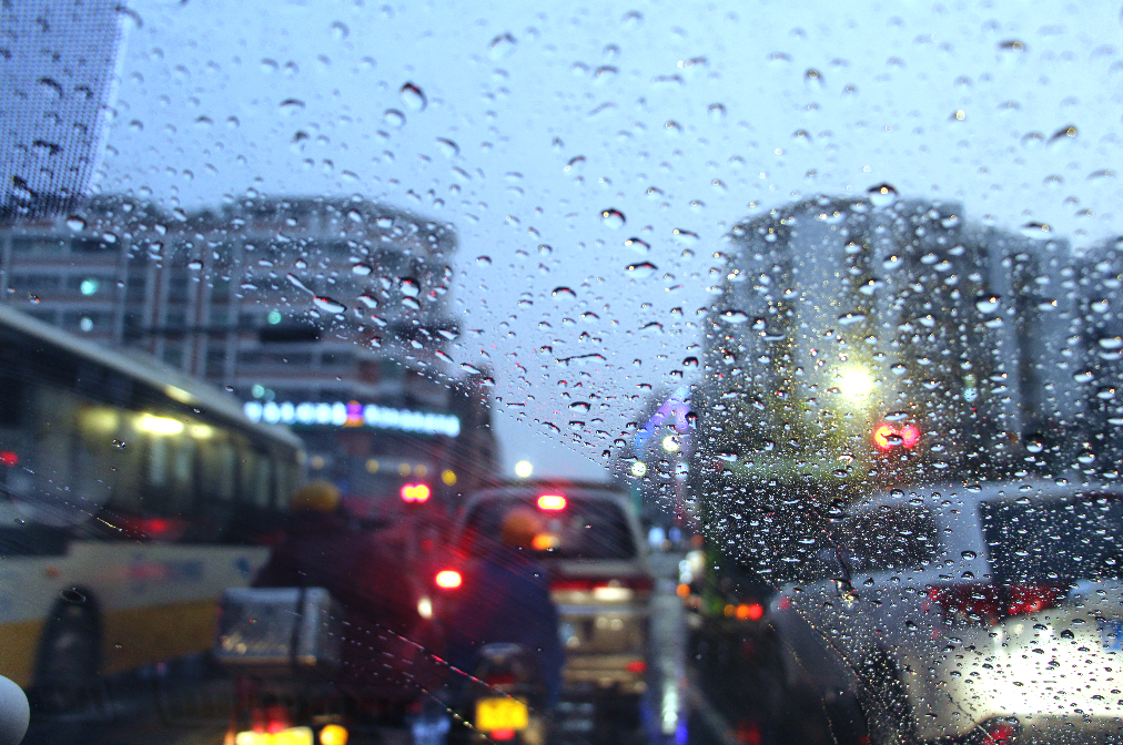 暴雨来袭！bwin必赢亚洲药业积极防范应对极端天气！
